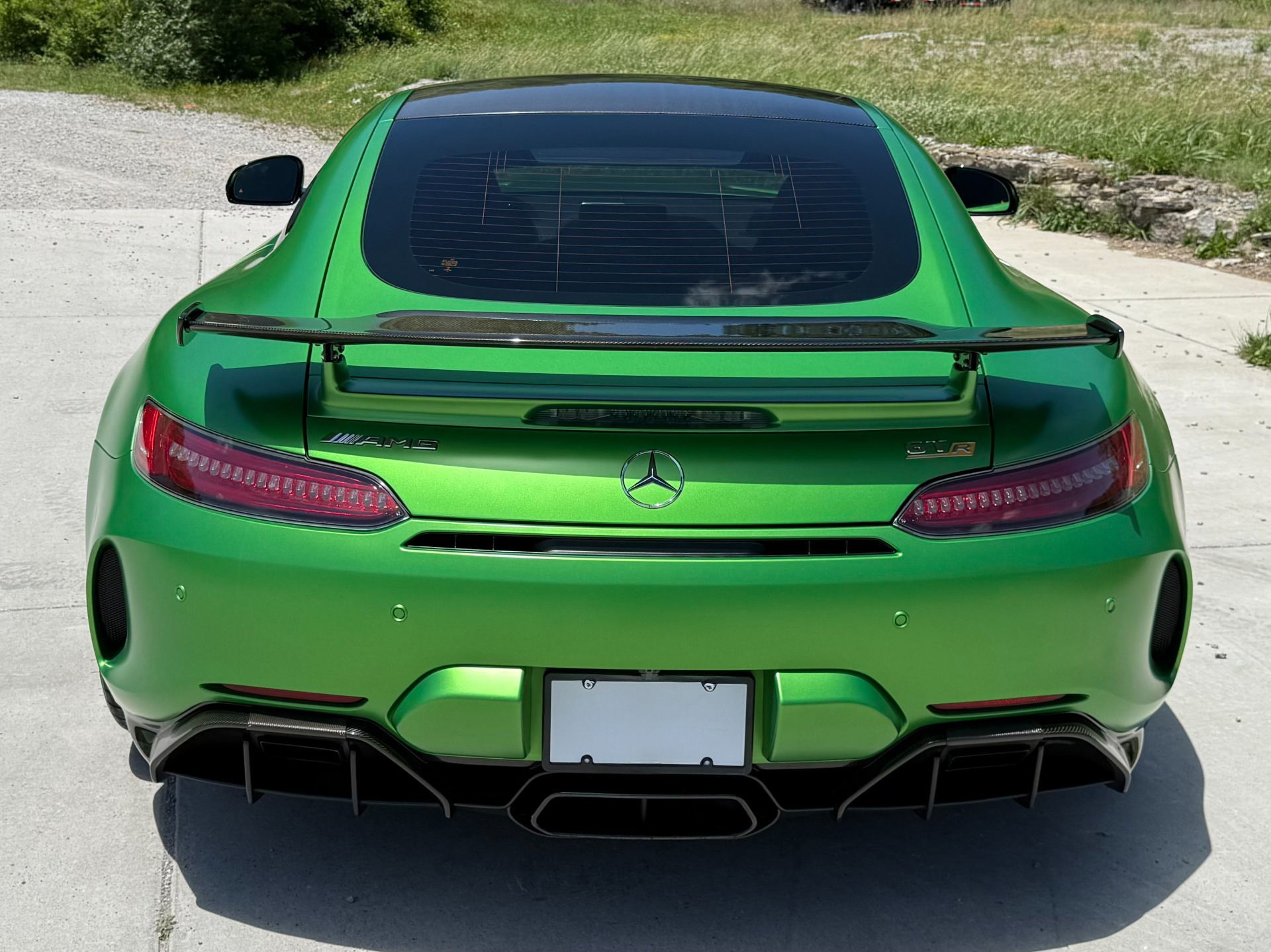 
								2018 Mercedes-Benz AMG GT R full									