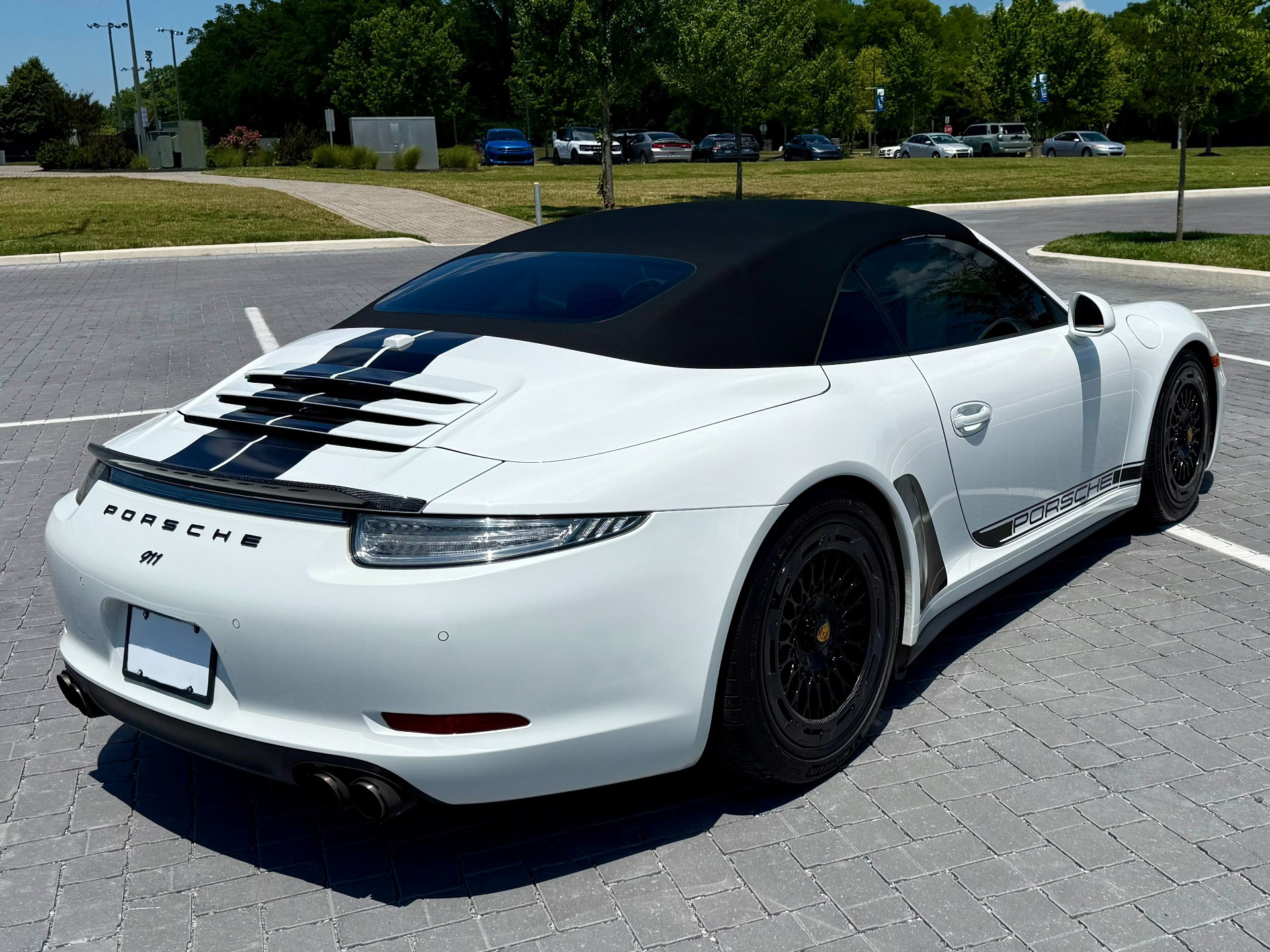 
								2014 Porsche 911 Carrera full									
