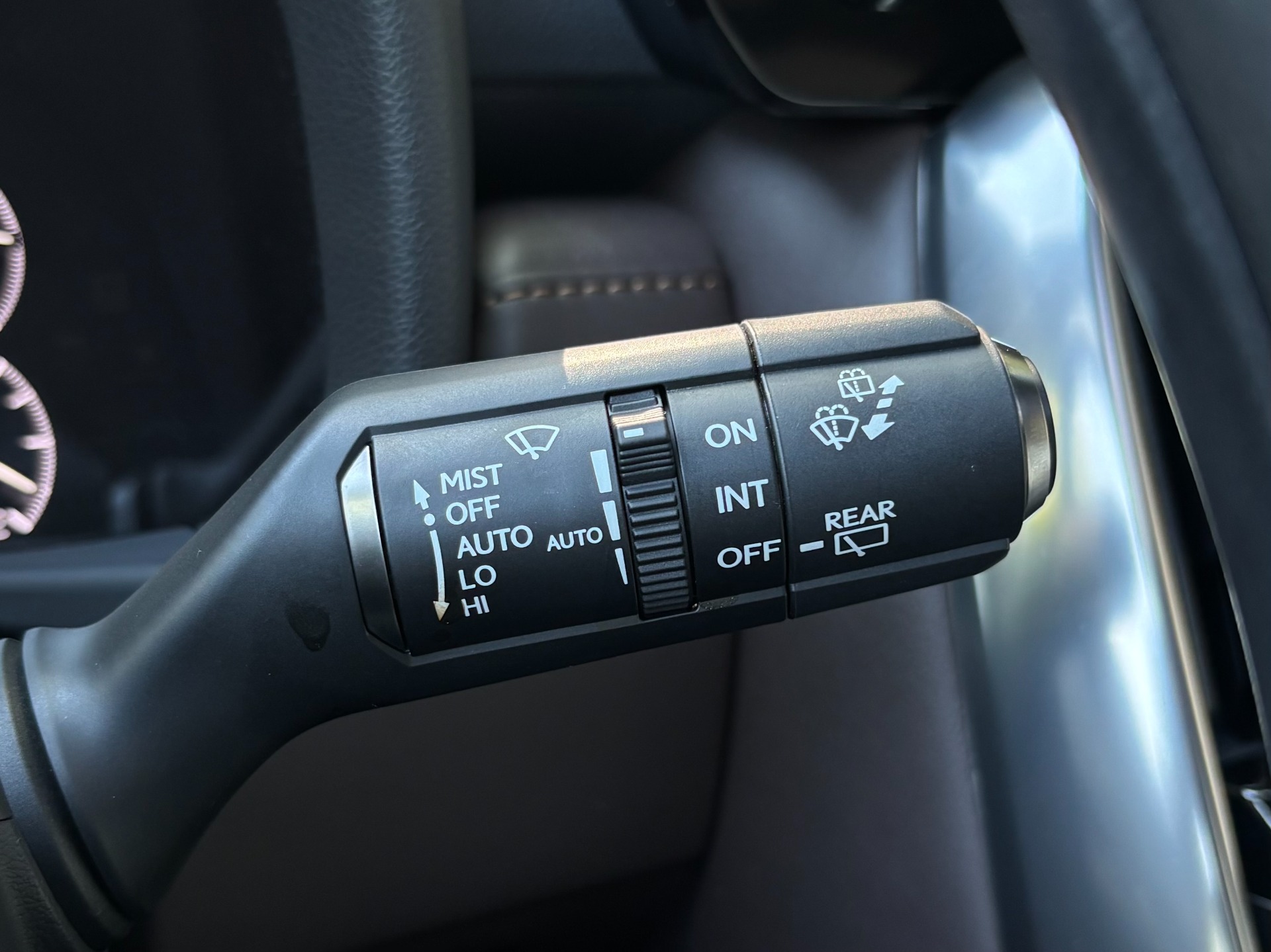 
								2022 Lexus LX 600 full									