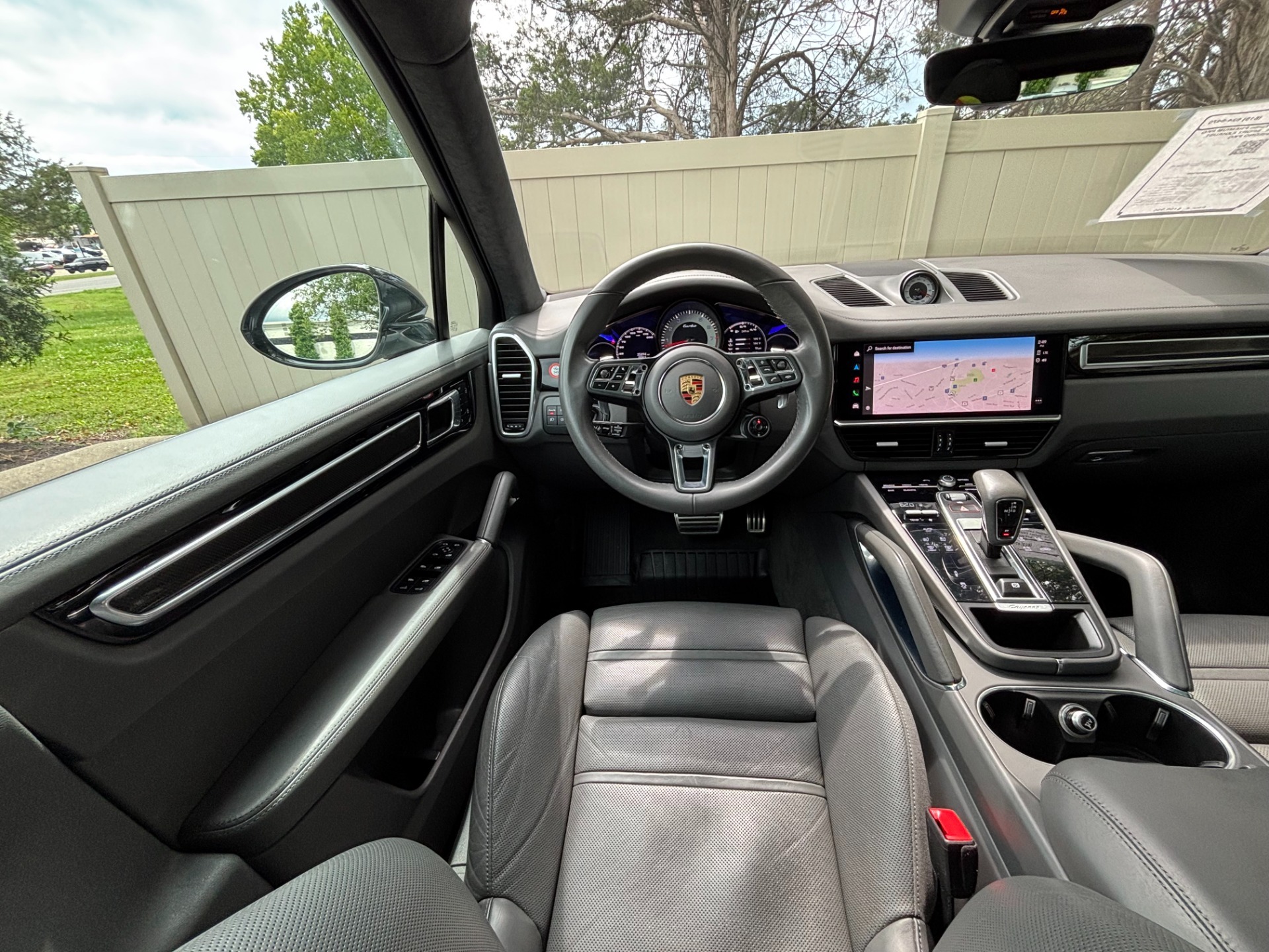 
								2023 Porsche Cayenne Turbo PREMIUM full									