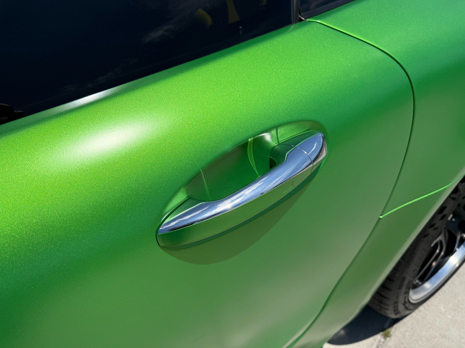
								2018 Mercedes-Benz AMG GT R full									