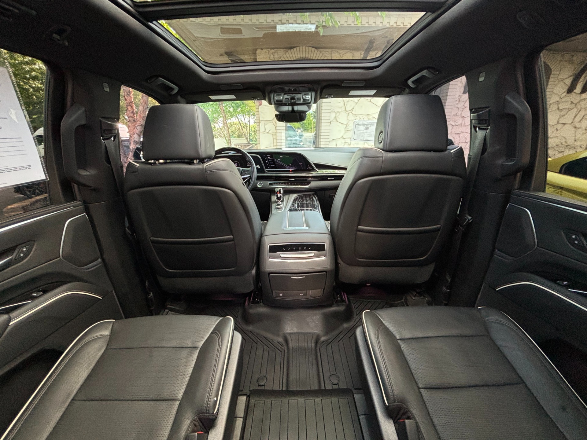 
								2022 Cadillac Escalade ESV full									