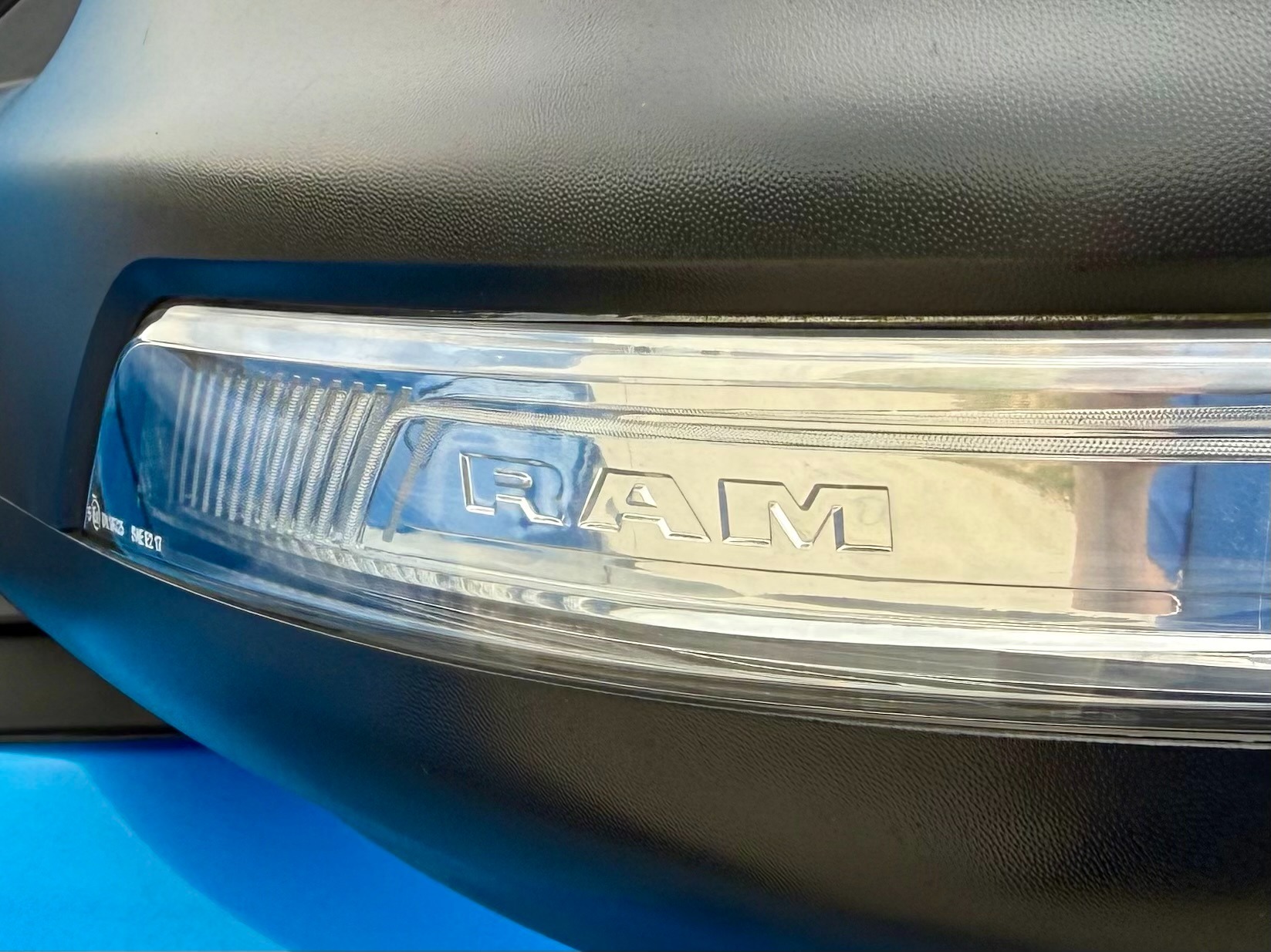 
								2022 Ram 1500 TRX full									
