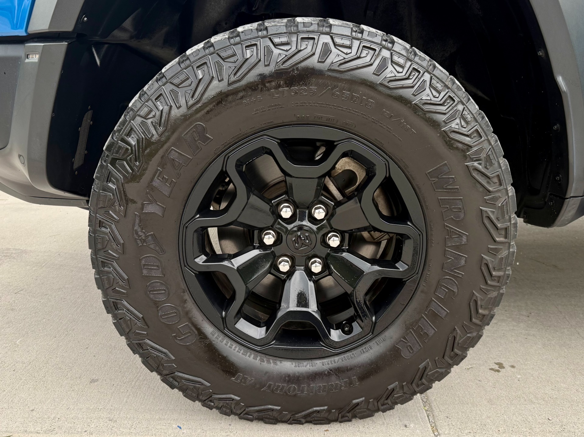 
								2022 Ram 1500 TRX full									