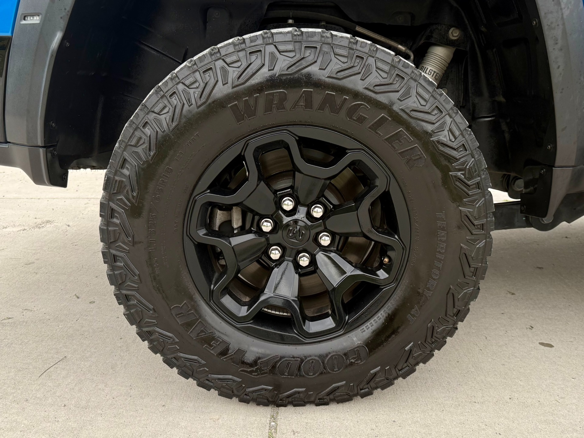 
								2022 Ram 1500 TRX full									