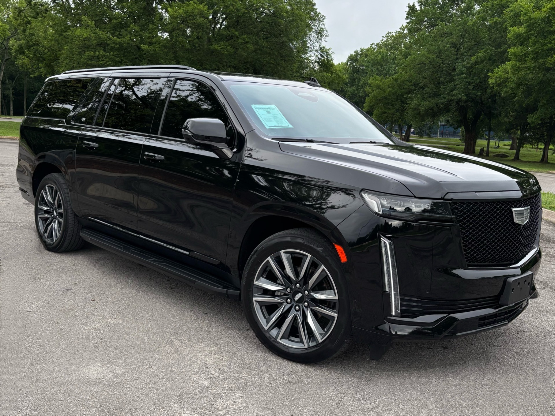 
								2022 Cadillac Escalade ESV full									