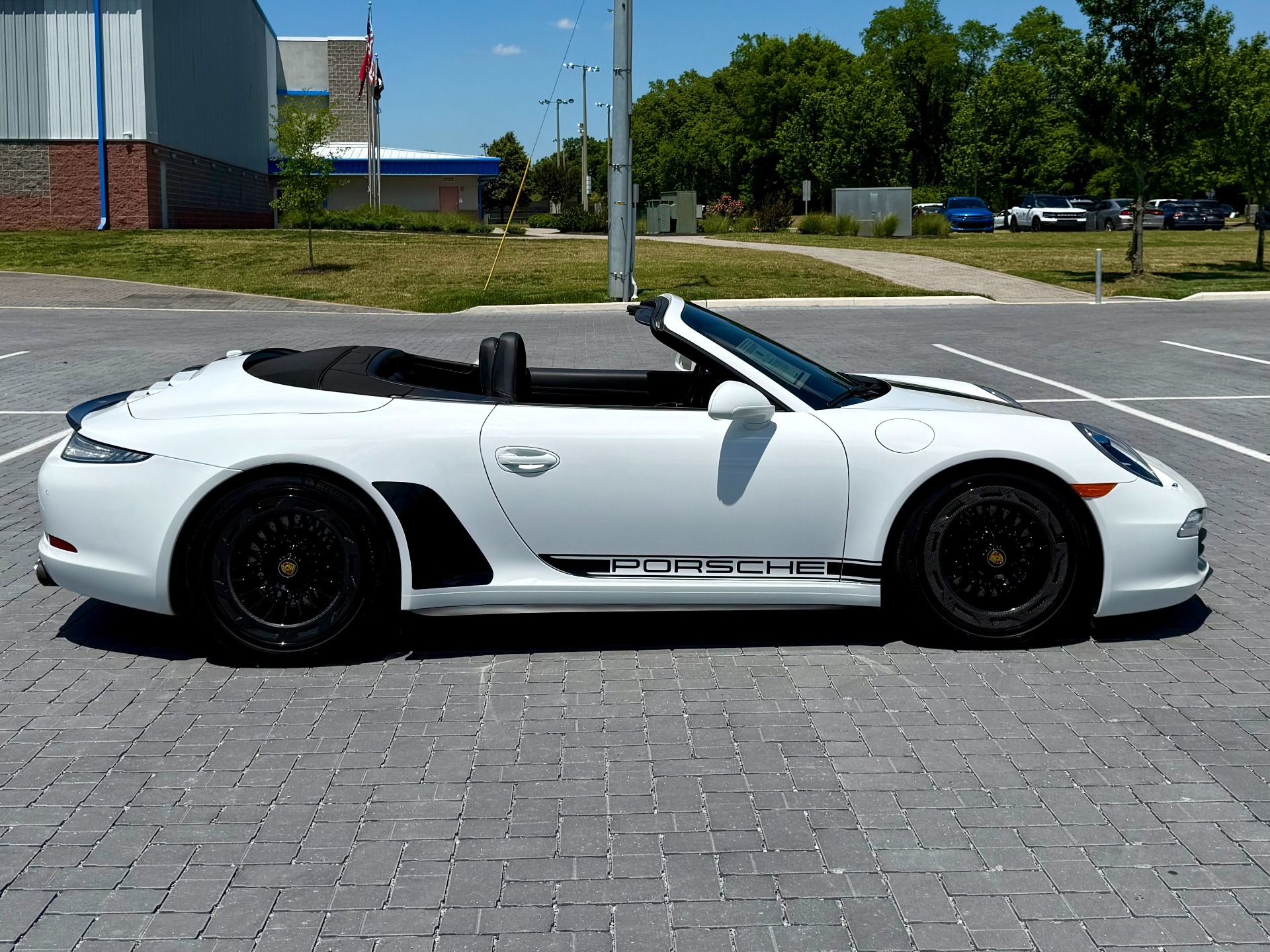 
								2014 Porsche 911 Carrera full									