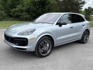 2023 Porsche Cayenne Turbo PREMIUM