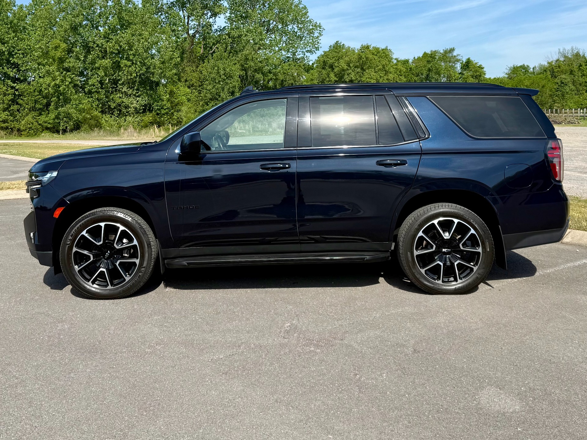 
								2021 Chevrolet Tahoe RST 4WD full									