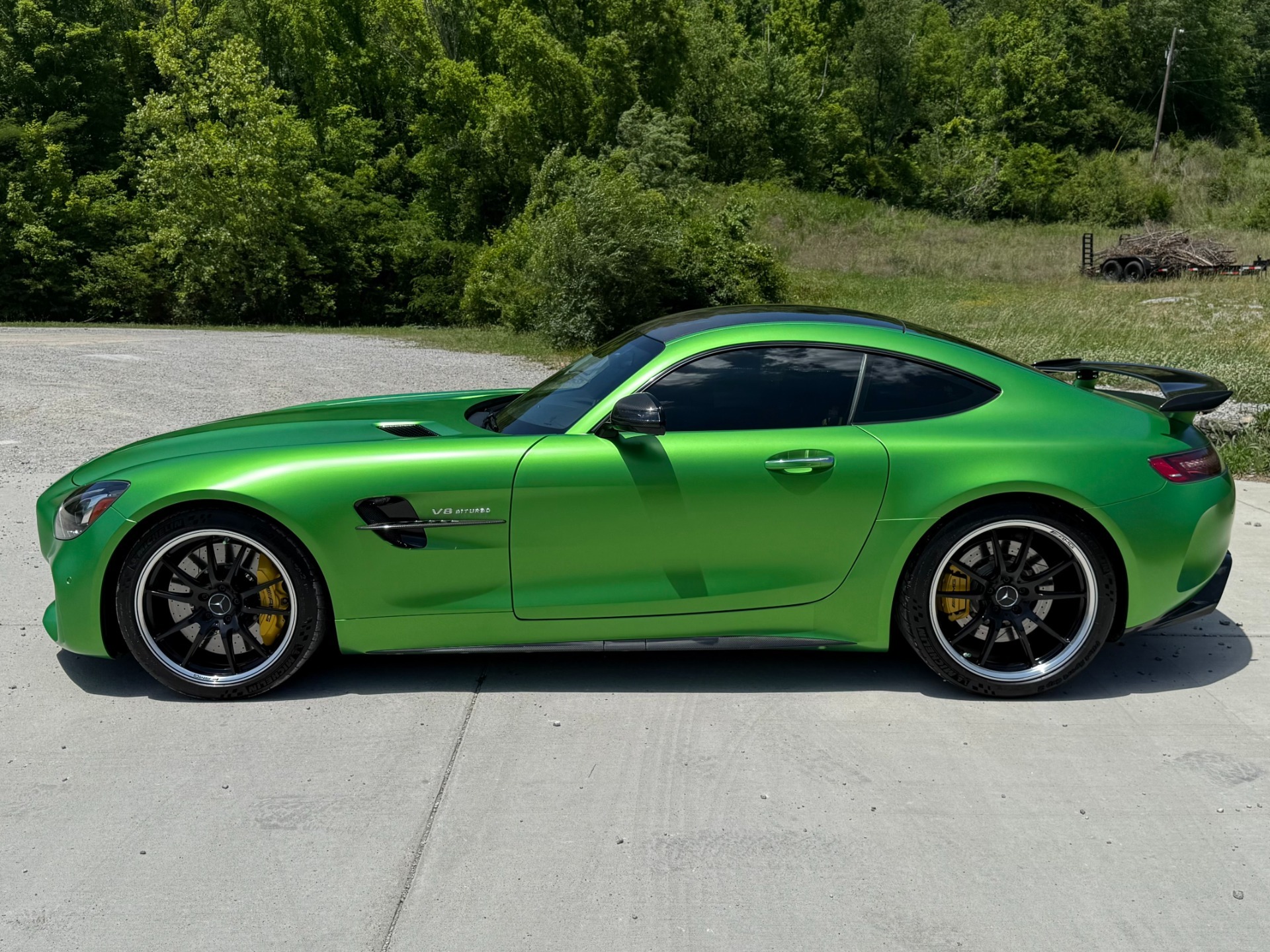 
								2018 Mercedes-Benz AMG GT R full									