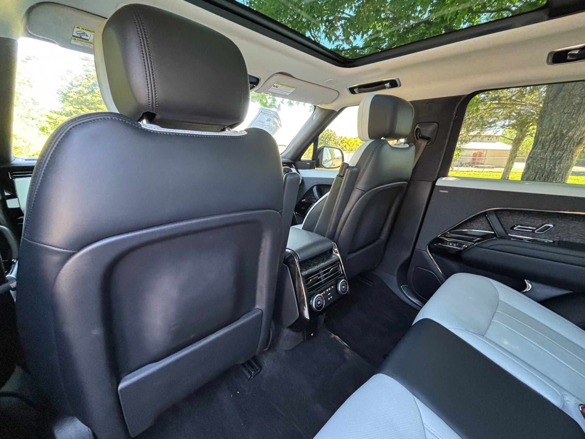 
								2023 Range Rover Sport P530 full									