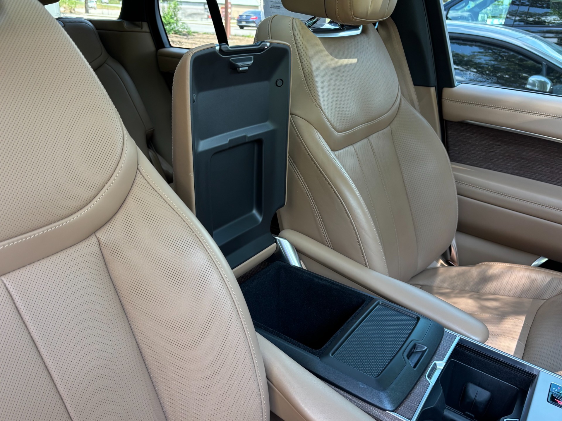 
										2024 Range Rover P530 SE full									