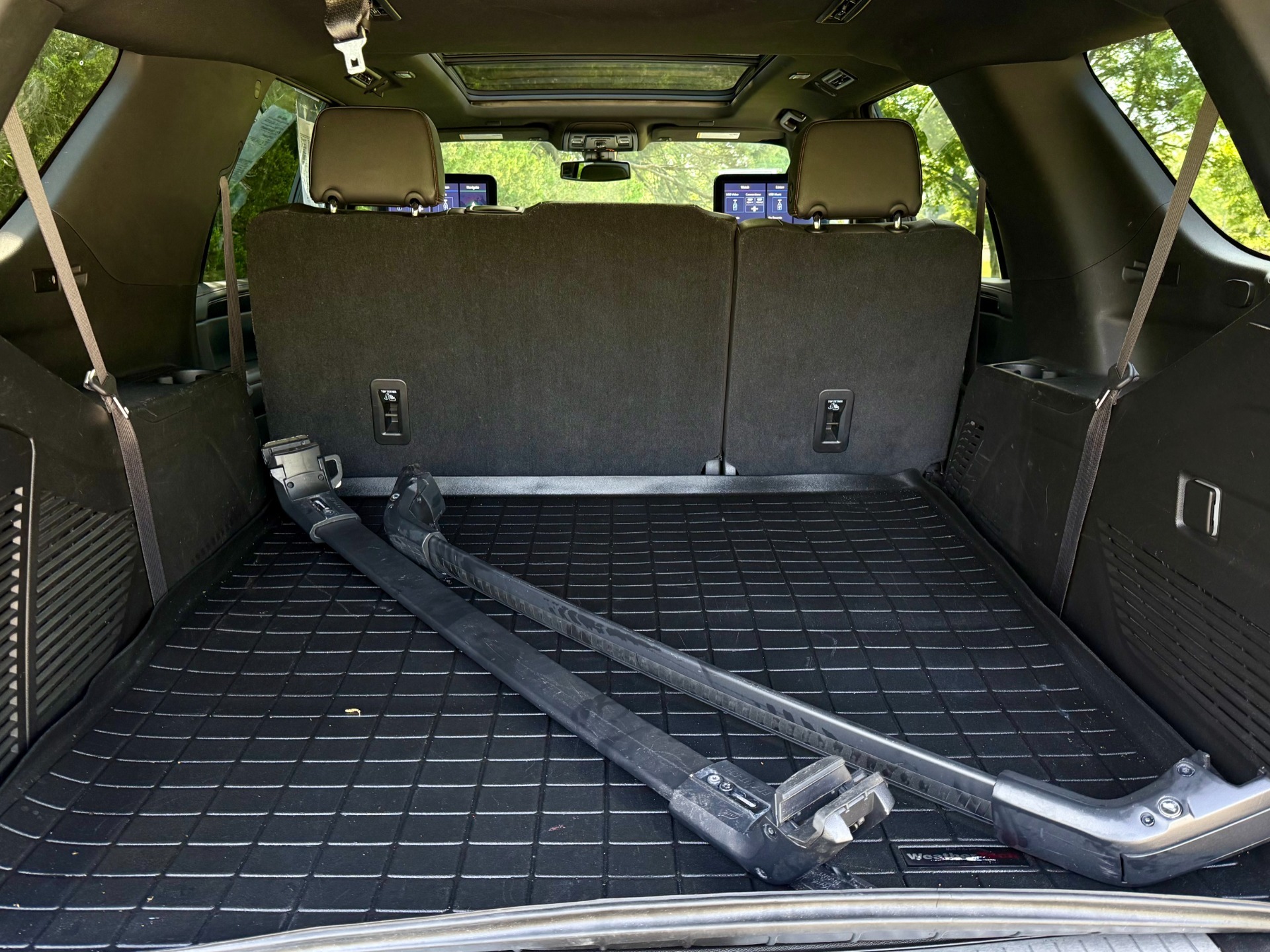 
								2021 Chevrolet Tahoe RST 4WD full									