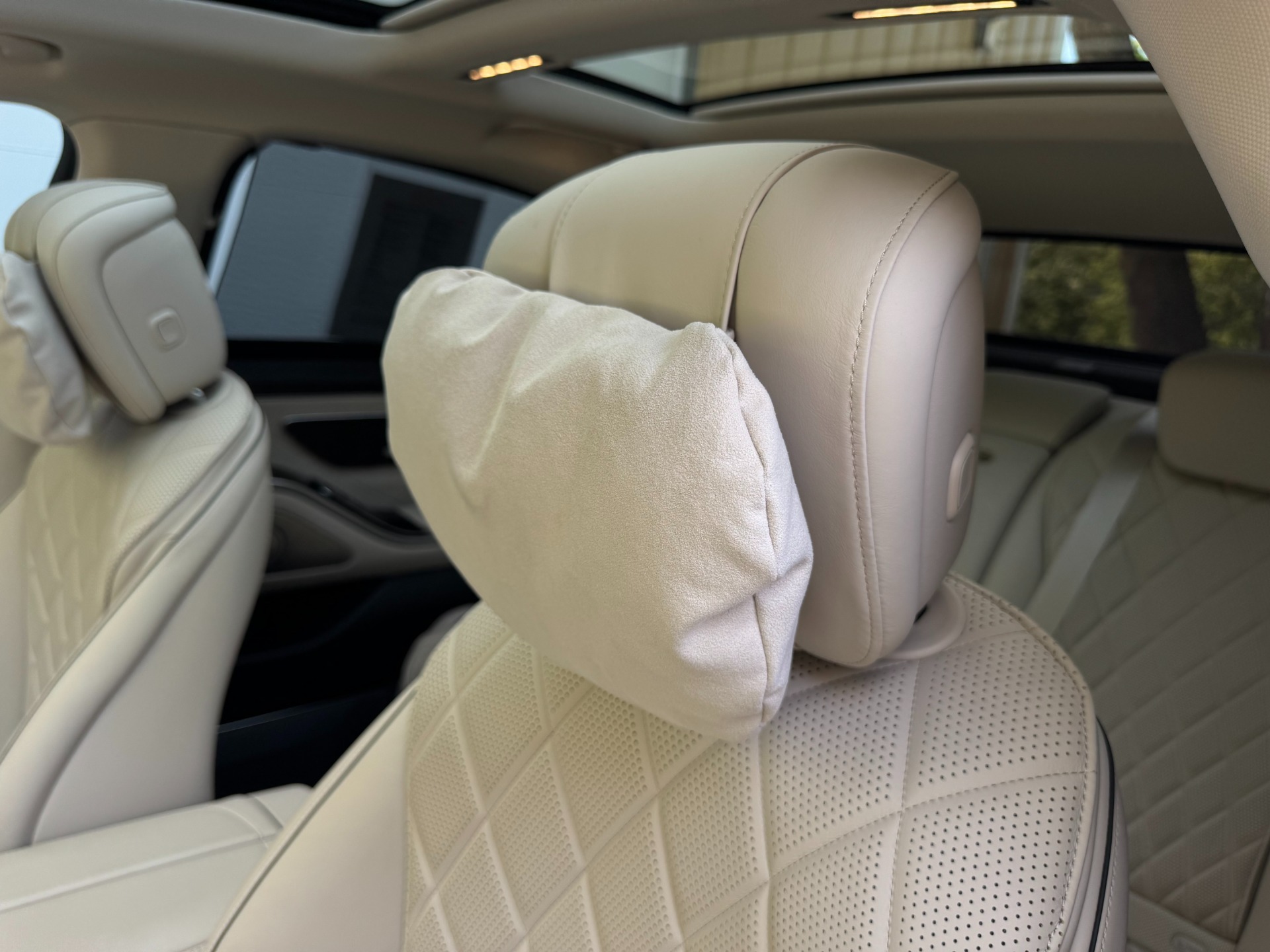 
								2022 Mercedes-Benz S 580 4MATIC full									