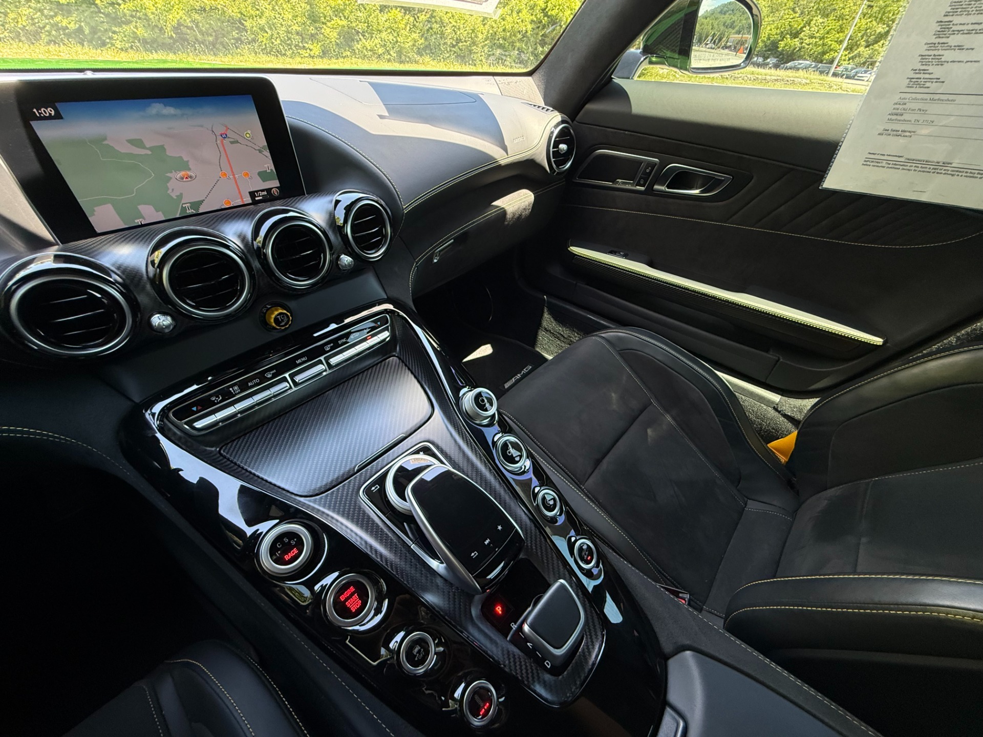 
								2018 Mercedes-Benz AMG GT R full									