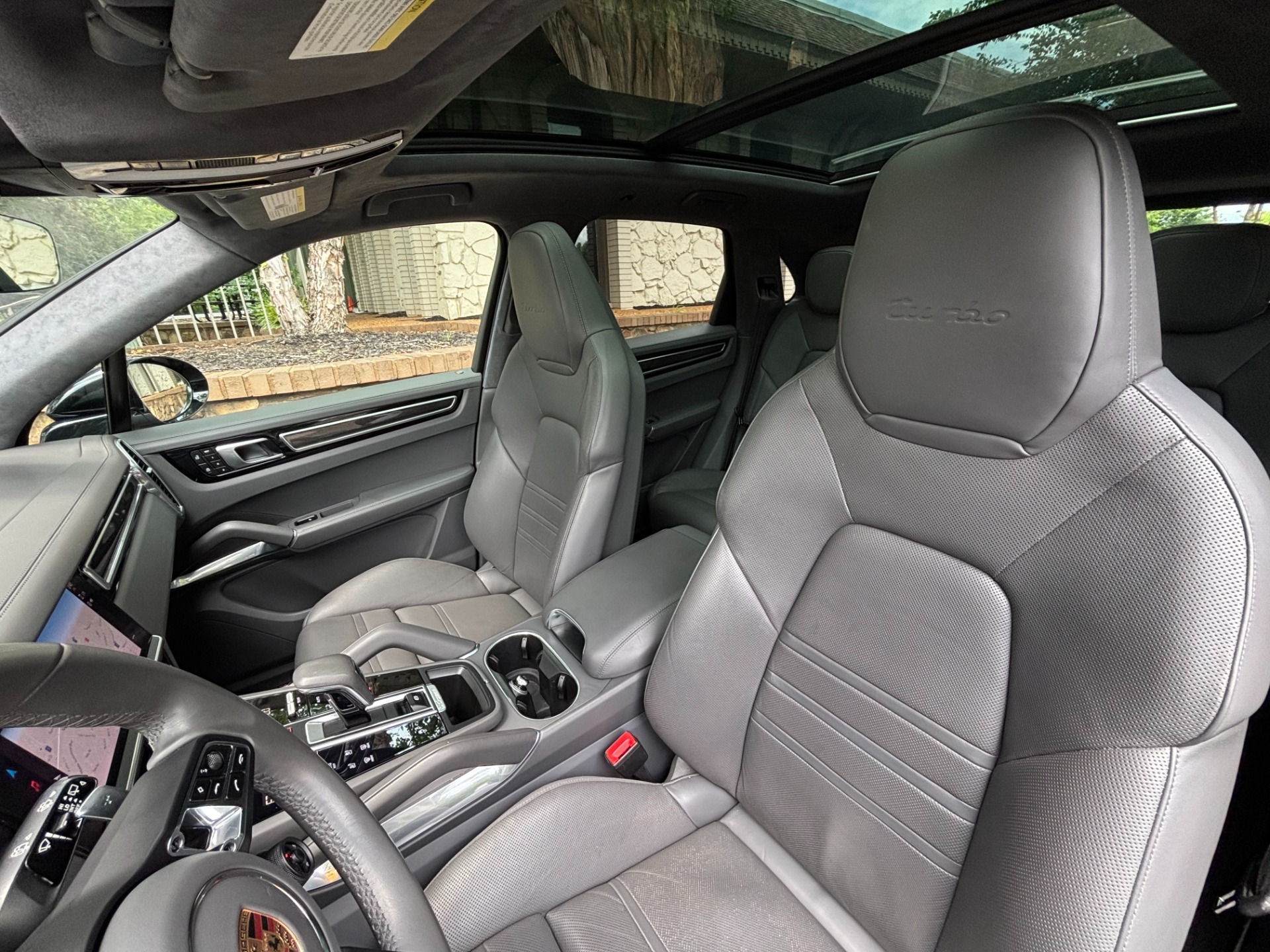 
								2023 Porsche Cayenne Turbo PREMIUM full									